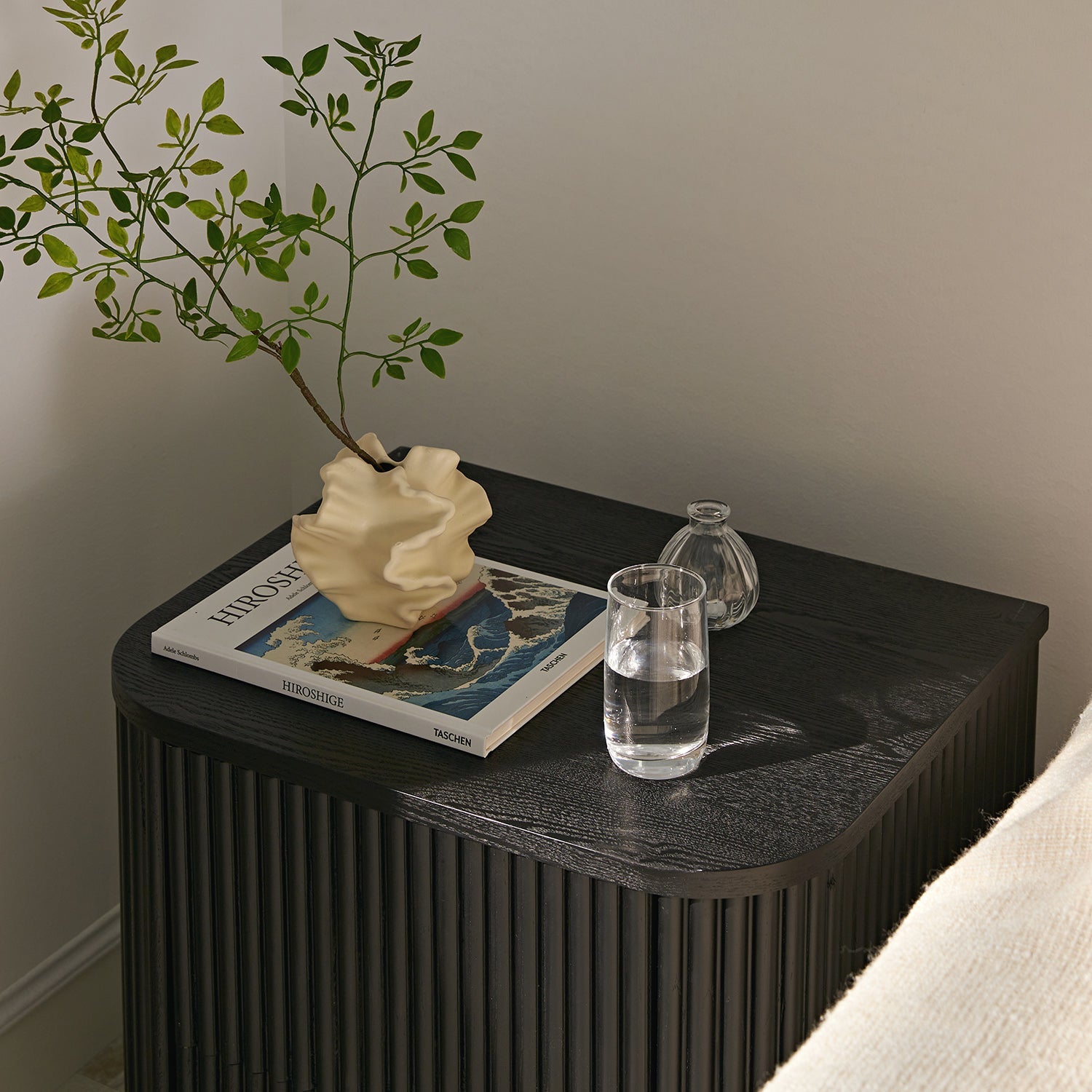 Maru 2-Drawer Bedside Table, Black