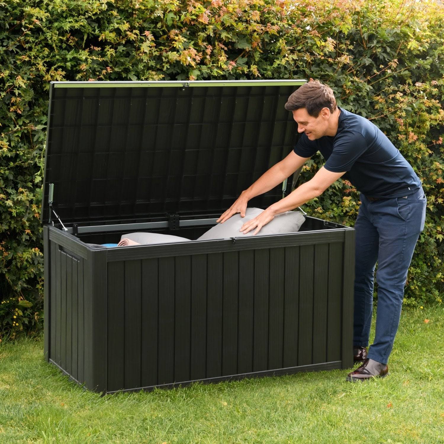 Coffre de Jardin 680L Noir, Rangement Extérieur Imperméable avec Assise, Effet Bois & Cadenas | Maison du Mobilier